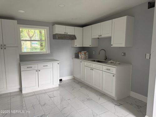 3421 Ardisia Rd N, Jacksonville, FL, 32209-2000 | Card Image