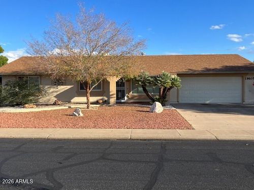 19605 N Welk Dr, Sun City, AZ, 85373-1054 | Card Image