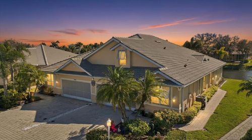9742 Hawk Nest Lane, NORTH PORT, FL, 34287 | Card Image