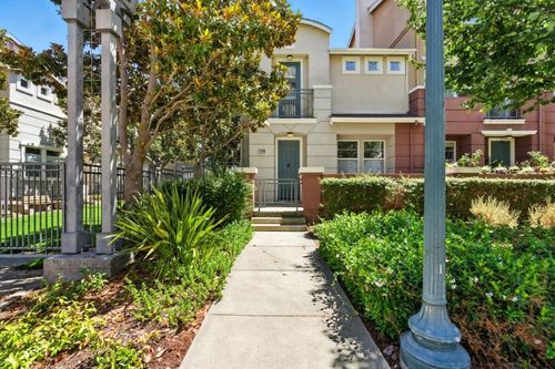 apt-9-728 City Walk Pl, Hayward, CA, 94541-6666 | Card Image