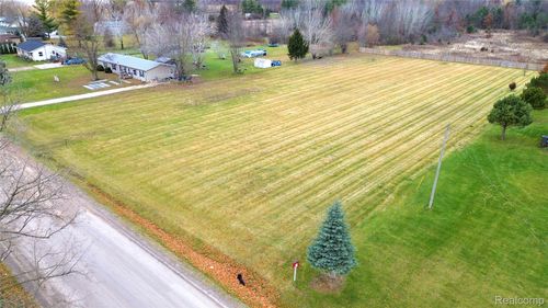 7434 W Farrand Rd, Clio, MI, 48420-9470 | Card Image