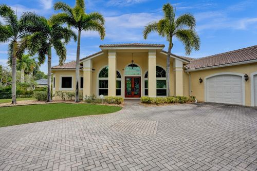15910 Lindbergh Ln, Wellington, FL, 33414-8358 | Card Image