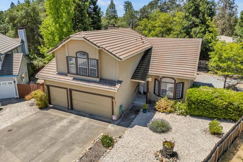 3604 Sawyer Ct, Diamond Springs, CA, 95619-9527 | Card Image