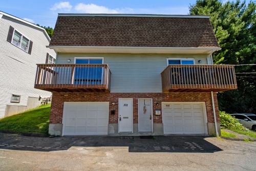 302-302 Waterville St, Waterbury, CT, 06710-1538 | Card Image