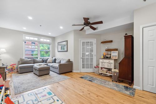 apt-2-81 Monroe St, Hoboken, NJ, 07030-6589 | Card Image