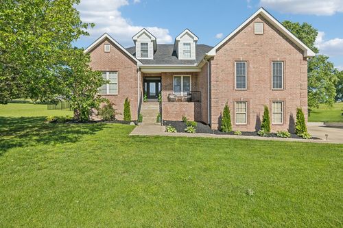 1007 Fairways Dr, Greenbrier, TN, 37073-5912 | Card Image
