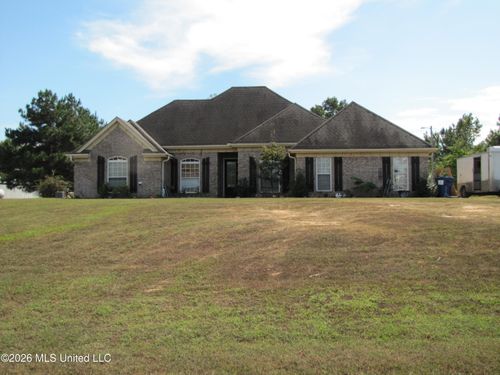 624 Moore Loop, Byhalia, MS, 38611-7047 | Card Image