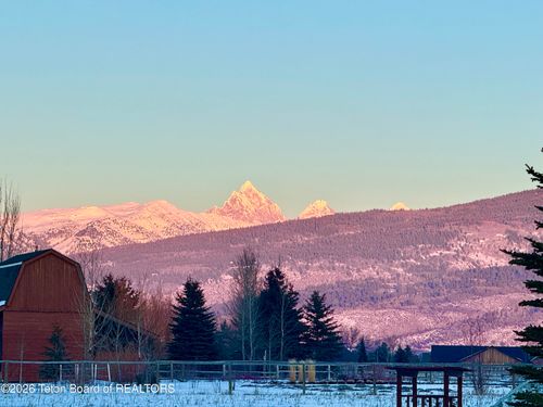 7340 Pine Mountain View Rd, Victor, ID, 83455-5178 | Card Image