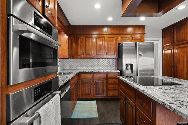 1008 W 25 Th St, House other with 5 bedrooms, 3 bathrooms and null parking in Casper WY | Image 7