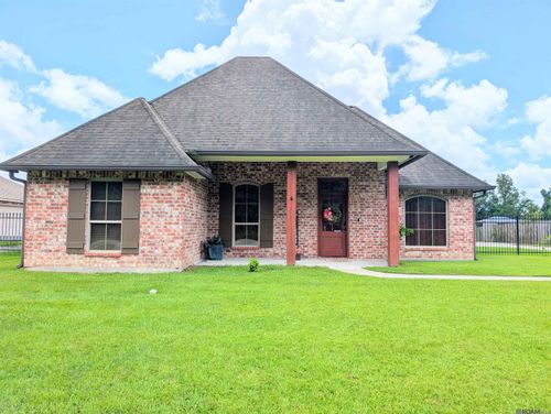 11252 Boudreaux Rd, Gonzales, LA, 70737-6206 | Card Image