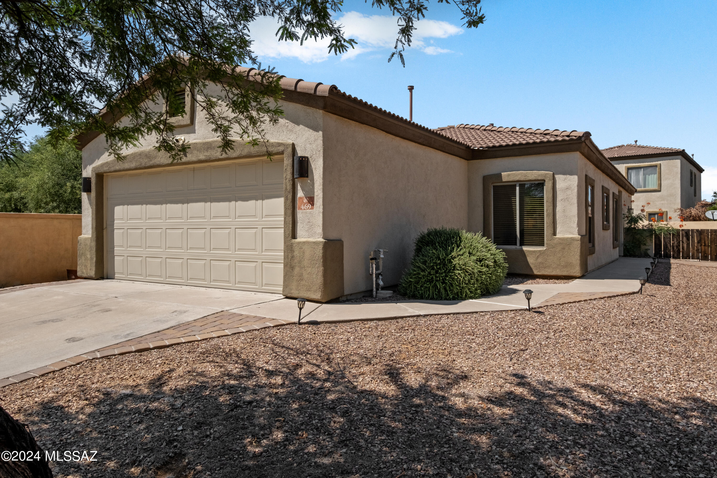 Placita Fanega , Sahuarita, AZ 85629