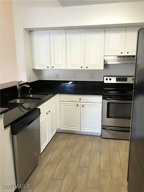 apt-508-8255 Ibis Club Dr, NAPLES, FL, 34104-2408 | Card Image