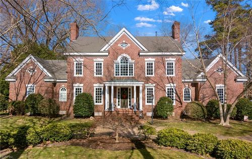 1097 Caton Dr, Virginia Beach, VA, 23454-3105 | Card Image