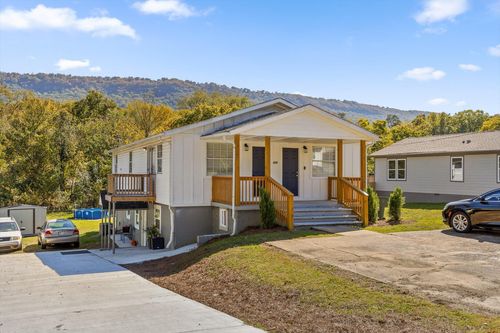 200 S Aster Ave, CHATTANOOGA, TN, 37419-1717 | Card Image
