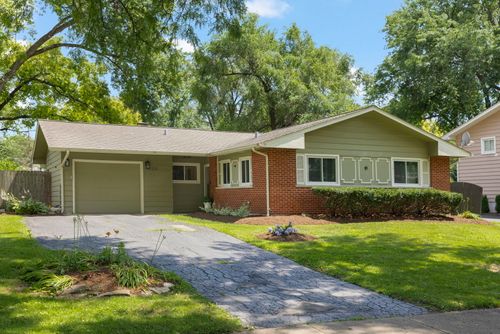 2S603 Gray Ave, Lombard, IL, 60148-5140 | Card Image