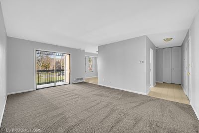 12 - 2275 Country Club Drive, Condo with 2 bedrooms, 1 bathrooms and 2 parking in Woodridge IL | Image 3