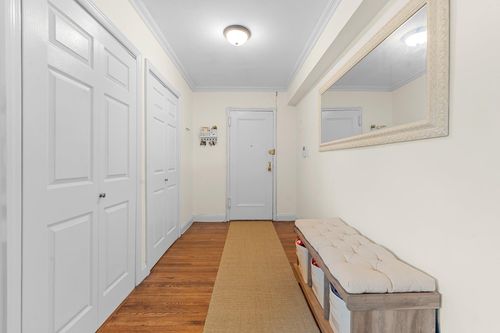 apt-2g-16 Edwards St, Roslyn Heights, NY, 11577-1116 | Card Image
