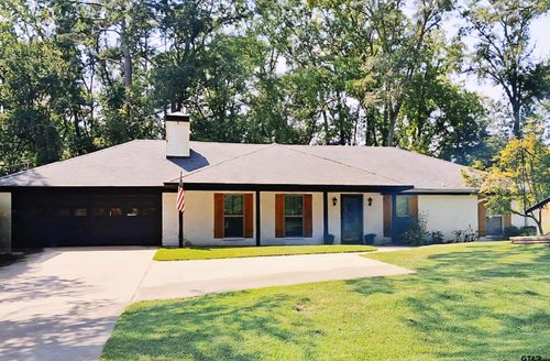 1404 Woodland Hills Dr, Whitehouse, TX, 75791-3718 | Card Image