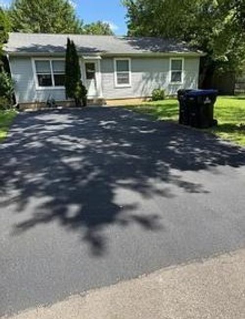 2612 S Elmkirk Park, Mchenry, IL, 60051-3003 | Card Image