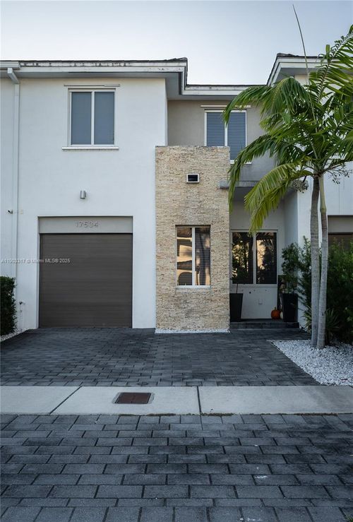 17534 Sw 153rd Ave, Miami, FL, 33187-1439 | Card Image