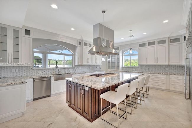 4610 Sw 178 Th Ave, House other with 8 bedrooms, 8 bathrooms and null parking in Southwest Ranches FL | Image 25