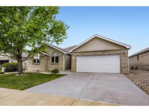 557 Trailwood Cir, Windsor, CO, 80550 | Card Image