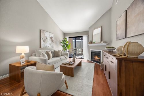4-3055 Brea Blvd, Fullerton, CA, 92835 | Card Image