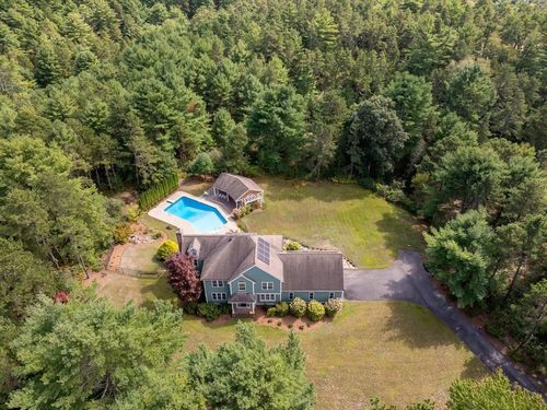 206 Bourne Rd, Plymouth, MA, 02360 | Card Image