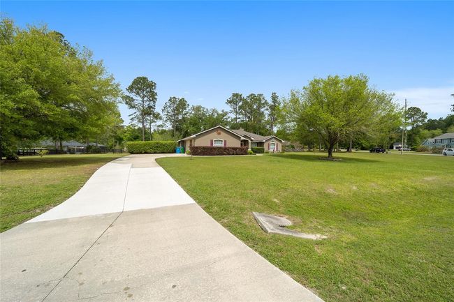 15948 Nw 206 Th Dr, House other with 3 bedrooms, 2 bathrooms and null parking in High Springs FL | Image 6