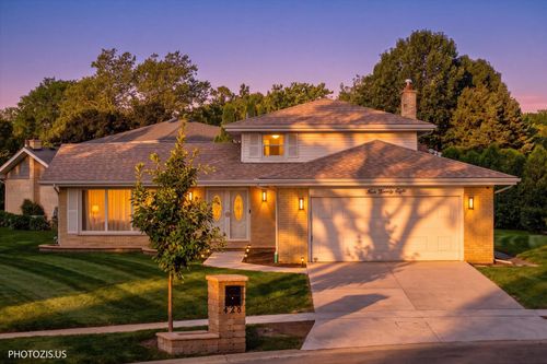 428 Timothy Ct, Schaumburg, IL, 60193-3054 | Card Image