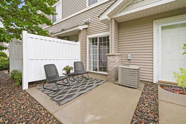 5-web-or-mls-17806 Elm Rd N-5.jpg | Image 25
