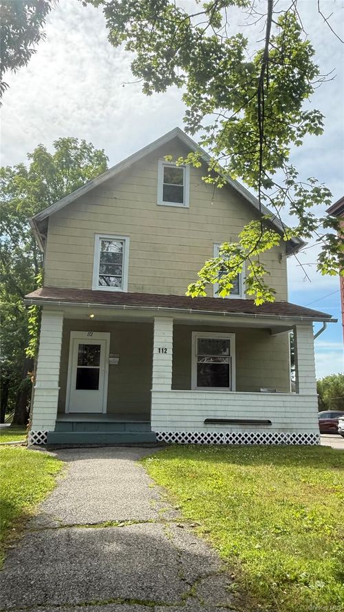 112 Murray Ave, Goshen, NY, 10924-1106 | Card Image