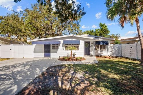 2369 Browning St, SARASOTA, FL, 34237-8027 | Card Image