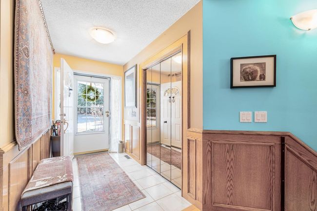19 Sunrise Way, Home with 3 bedrooms, 3 bathrooms and 4 parking in Priddis Greens AB | Image 7