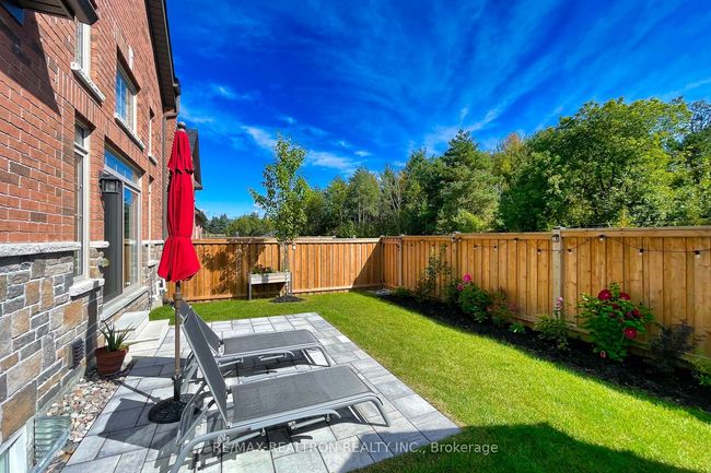 11 Howard Williams Crt, House attached with 3 bedrooms, 3 bathrooms and 2 parking in Uxbridge ON | Image 35