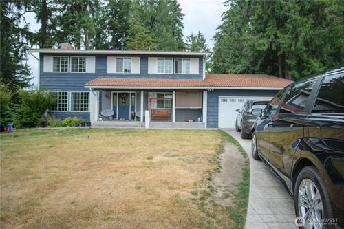 17102 146th Ave Se, Renton, WA, 98058-8506 | Card Image