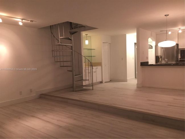 APT-8 - 2180 Brickell Ave, Townhouse with 2 bedrooms, 2 bathrooms and null parking in Miami FL | Image 26