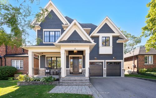 8 Cumberland Dr, Mississauga, ON, L5G3M6 | Card Image