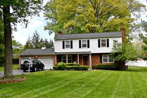 7159 Springdale Dr, Brookfield, OH, 44403-9621 | Card Image