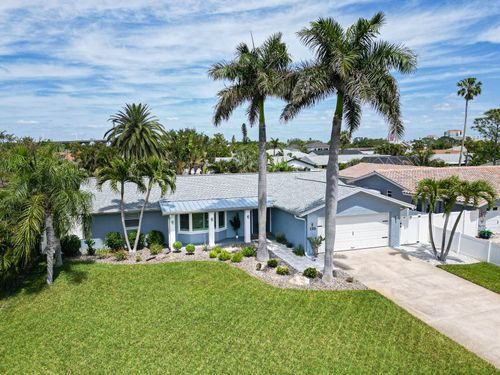 230 S Julia Cir, ST PETE BEACH, FL, 33706-2717 | Card Image