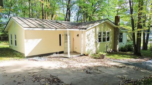 E2954 Lake Road, HELVETIA, WI, 54945 | Card Image