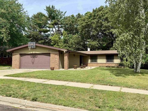 1475 Pineview Dr, Reedsburg, WI, 53959-1065 | Card Image