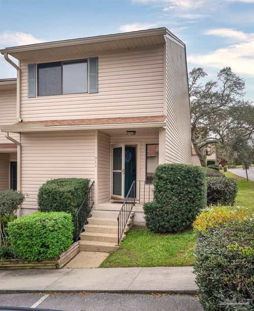 911 Brookside Ct, Pensacola, FL, 32503-2870 | Card Image
