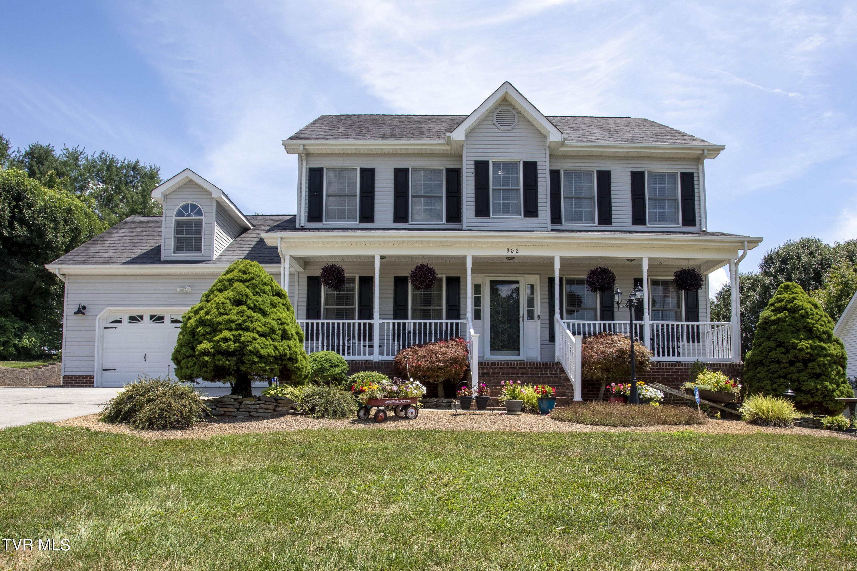 Ambrosia Dr, Kingsport, TN 37664
