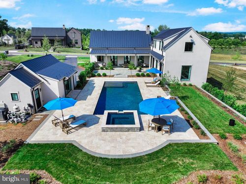 601 Martingale Ridge Dr, MIDDLEBURG, VA, 20117-5343 | Card Image