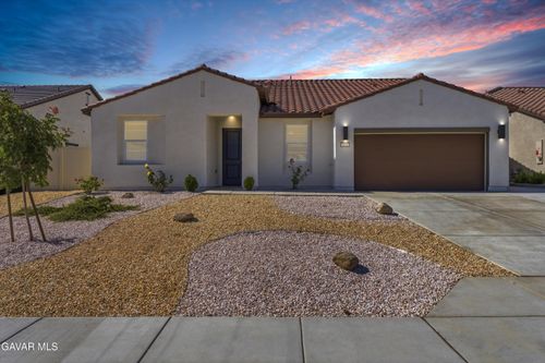 212 Artina Ct, Tehachapi, CA, 93561-2488 | Card Image