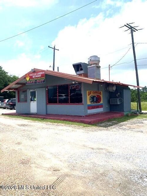 3205 Hewes Avenue, Gulfport, MS, 39507 | Card Image