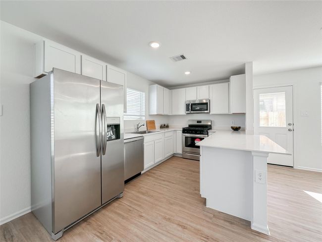 1561 San Sebastien Dr, House other with 4 bedrooms, 3 bathrooms and 2 parking in Conroe TX | Image 10