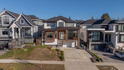 7756 155 St, House other with 9 bedrooms, 7 bathrooms and 4 parking in Surrey BC | Image 2