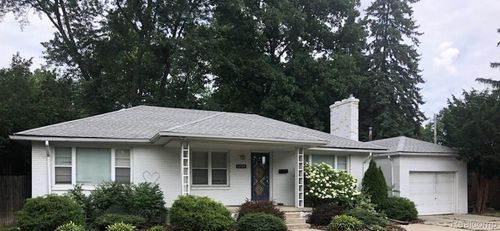 1749 Maple Rd, Birmingham, MI, 48009-6505 | Card Image